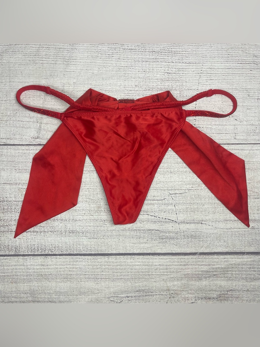 Victoria's Secret Women’s Medium Dream Red Satin Twinkle Bow V-String Underwear